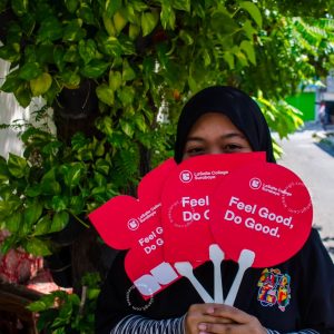 Bentuk kipas promosi yang bisa custom, tidak melulu lingkaran.