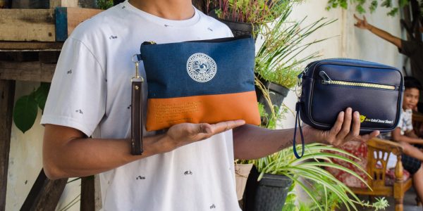Jasa Pembuatan Pouch dan Bag di Surabaya